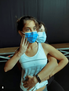 CARAS